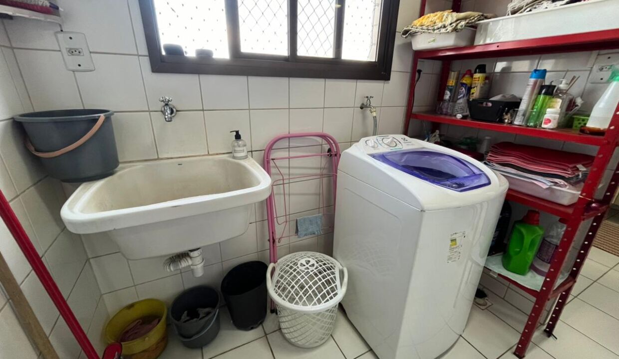 WhatsApp Image 2025-04-09 at 16.06.10