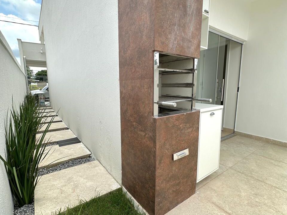 WhatsApp Image 2025-09-27 at 13.58.57 (1)