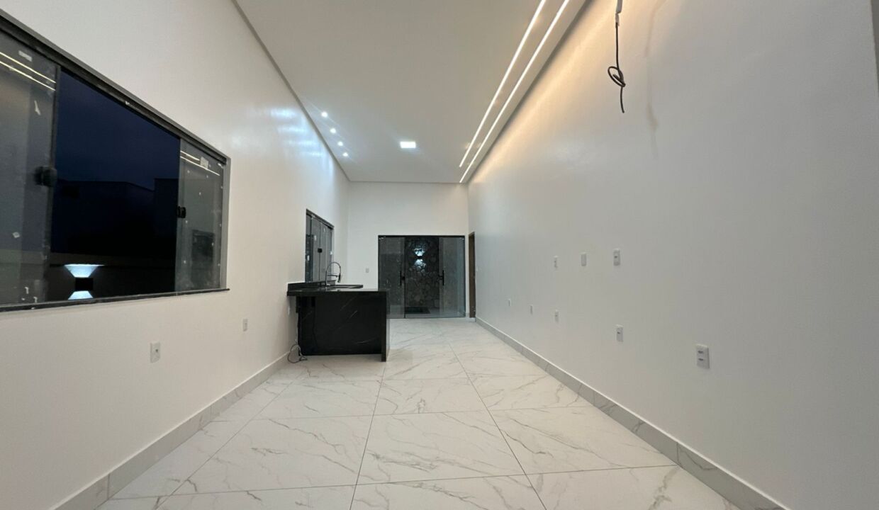 WhatsApp Image 2025-09-30 at 11.48.57 (1)